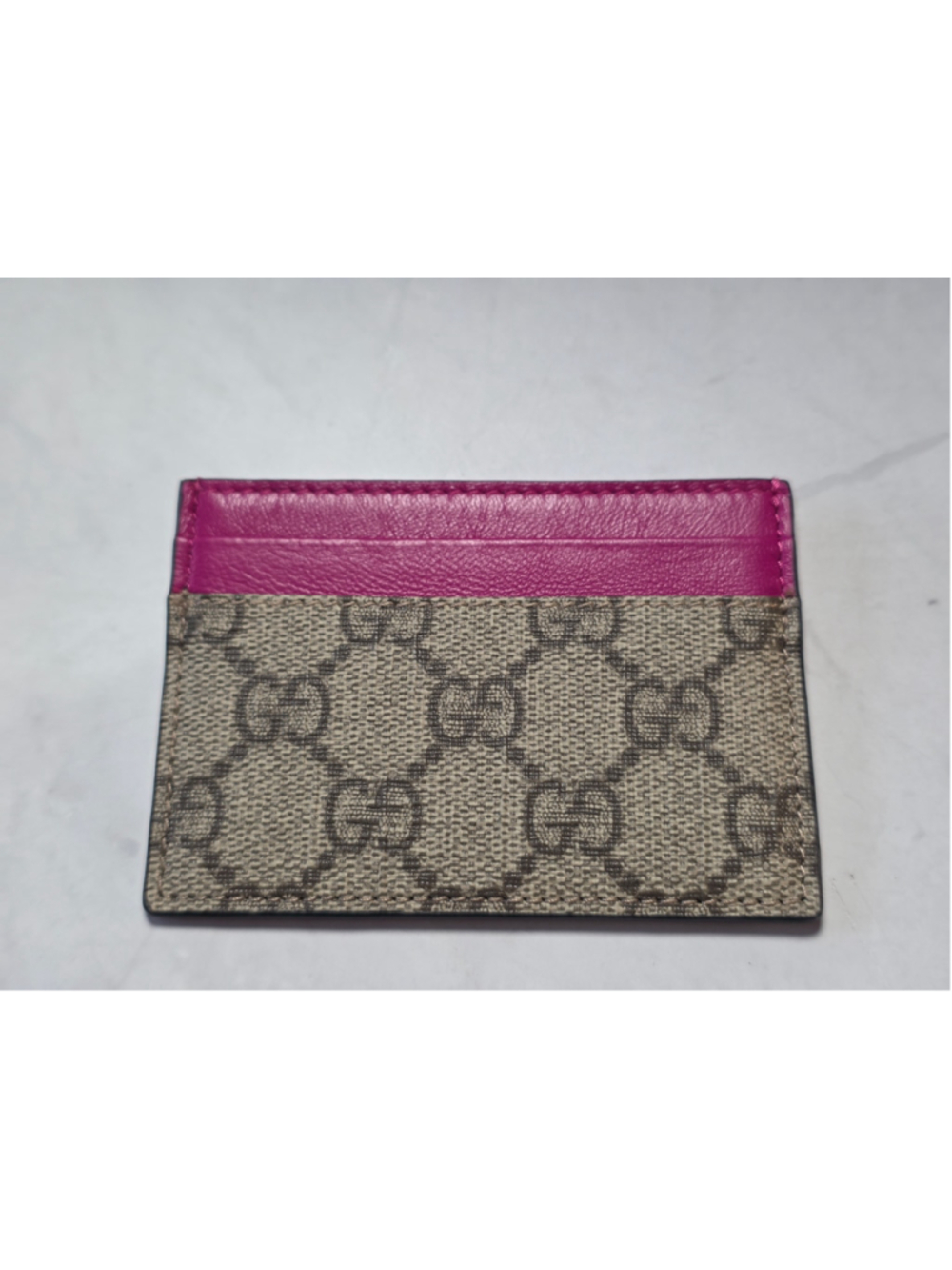 Gucci GG Supreme Pink Leather Card Holder